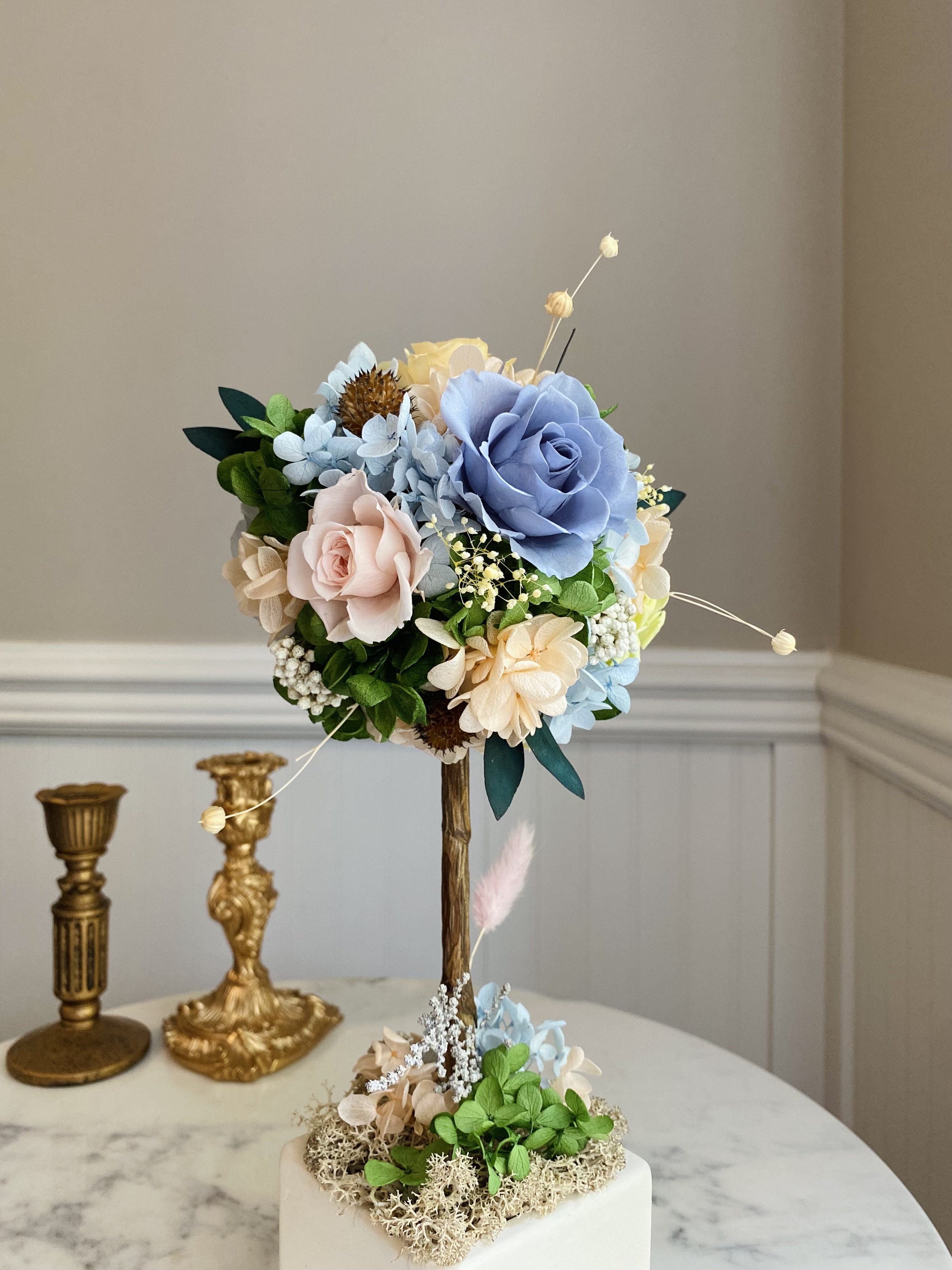 Preserved floral topiary