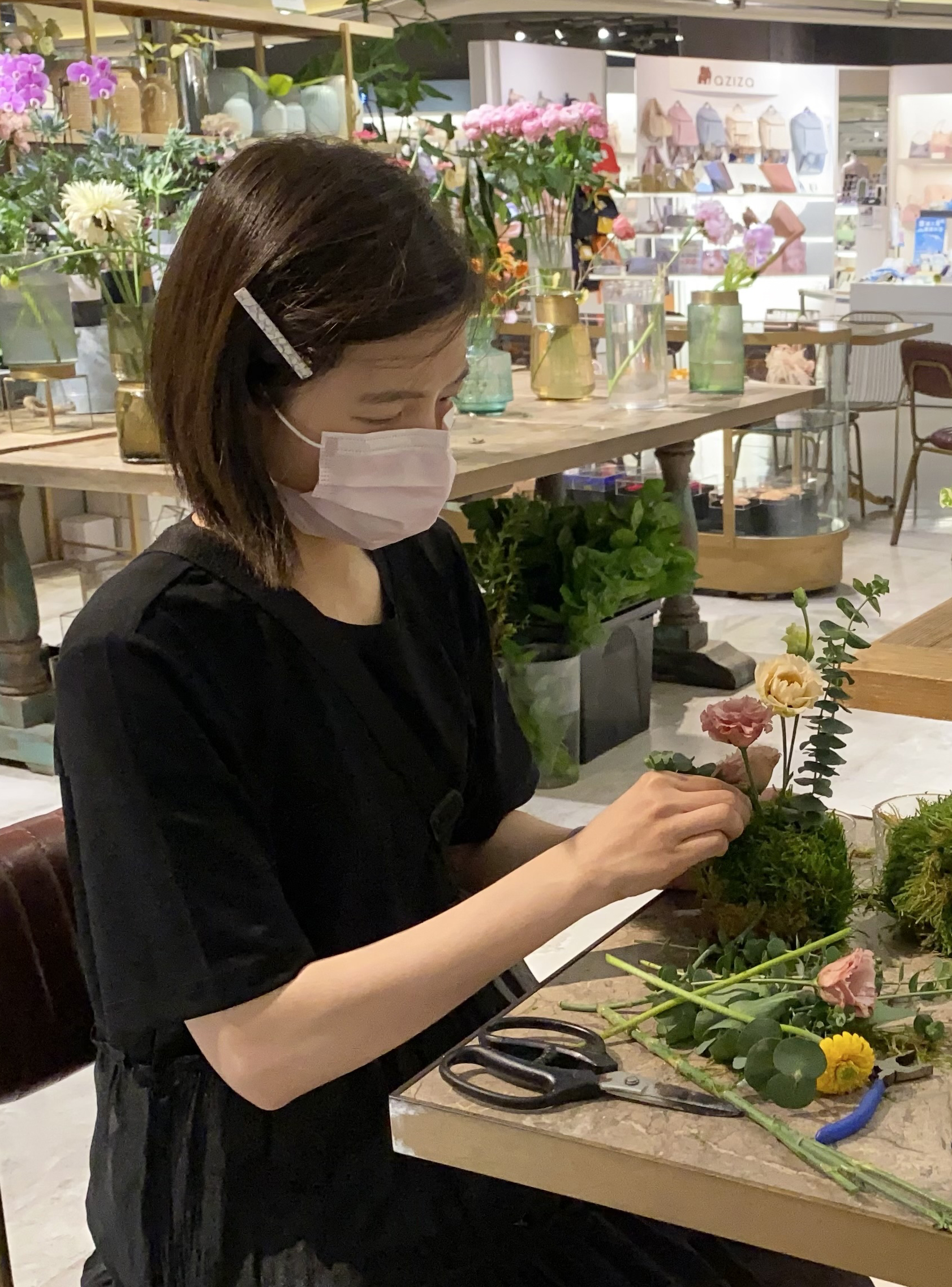 Emma, founder and floral designer of Fleurika Studio
